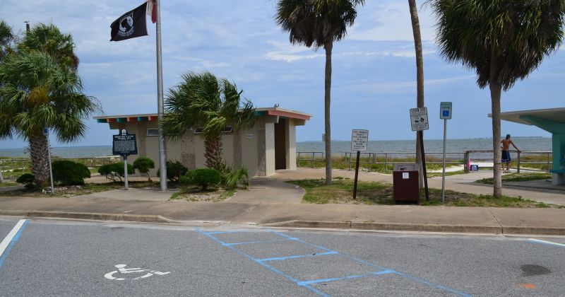 Carrabelle Beach - parking and restroom